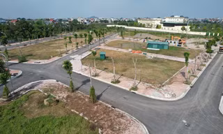 Vùng ven Hà Nội đua nhau đấu giá đất sau Tết