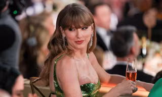 The New York Times gây tranh cãi khi đặt nghi vấn Taylor Swift là người đồng tính