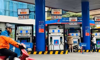 Thủ tướng yêu cầu tuyệt đối không để thiếu hụt xăng dầu dịp Tết