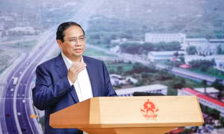 Thủ tướng nói mục tiêu 1.200 km cao tốc 'cán đích' năm 2025