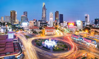 Xây dựng trung tâm tài chính khu vực và quốc tế tại Việt Nam