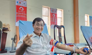 Nam phóng viên 60 lần hiến máu tình nguyện 