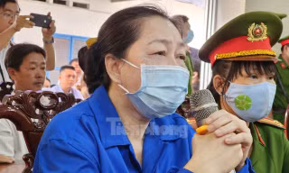 Bà trùm Mười Tường nói giúp sức để 'đàn em' kiếm thêm trong vụ buôn lậu 51 kg vàng 