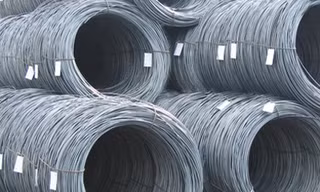 Thép tiếp tục tăng giá mạnh