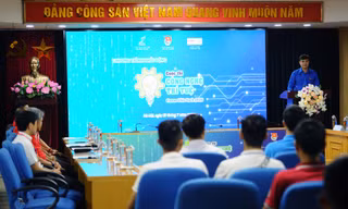 Anh Bùi Quang Huy, Bí thư T.Ư Đoàn, Chủ tịch T.Ư Hội SVVN phát biểu tại lễ khởi động cuộc thi. Ảnh: Dương Triều