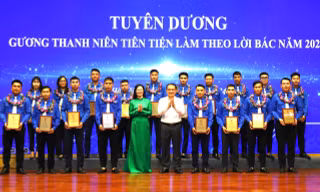 Nhiều thợ mỏ trẻ có mức lương cao