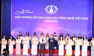 Phát động Giải thưởng Nữ sinh khoa học công nghệ Việt Nam năm 2024 