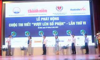 Phát động cuộc thi viết 'Vượt lên số phận' lần thứ VI