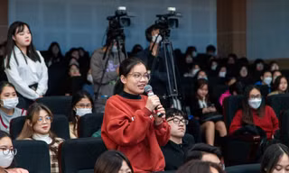 Hỗ trợ học ngoại ngữ cho 10.000 trẻ em có hoàn cảnh khó khăn