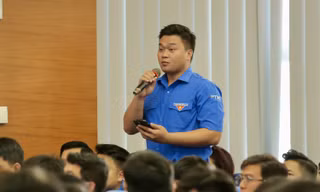 Tổng Giám đốc Tập đoàn Dầu khí đối thoại với thanh niên: Phát triển cán bộ trẻ cho tập đoàn