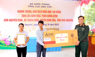 Tổng cục Hậu cần tri ân thân nhân liệt sĩ và căn cứ địa cách mạng 