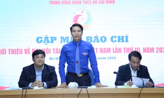 Anh Nguyễn Ngọc Lương, Bí thư T.Ư Đoàn, Chủ tịch Hội đồng Đội T.Ư thông tin về Đại hội Tài năng trẻ Việt Nam lần thứ III. Ảnh: Lâm Đăng Hải