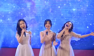 Đội Dream Girls giành giải nhất Cuộc thi “Giọng hát hay tiếng Anh dành cho cán bộ Đoàn, Hội toàn quốc năm 2021”