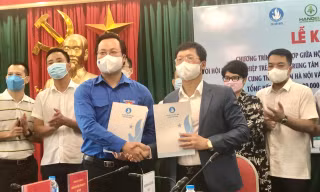 Hội Sinh viên TP Hà Nội ký kết chương trình phối hợp với Hội Doanh nghiệp trẻ Hà Nội.