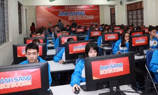Thi Ánh sáng soi đường, bạn trẻ có cơ hội đi Trường Sa 