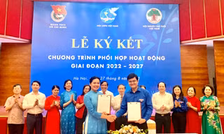 Trung ương Đoàn và Hội Liên hiệp Phụ nữ Việt Nam ký chương trình phối hợp giai đoạn 2022 - 2027