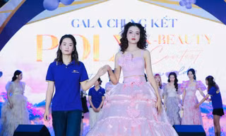 Độc đáo màn thi trang điểm nghệ thuật của sinh viên trường nghề