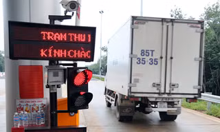 Xe quá tải né cao tốc hiện đại nhất Việt Nam vì sợ 'cân tàng hình'