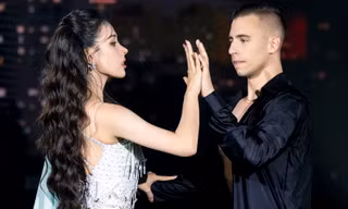 Á hậu Ngọc Hằng nhận ba điểm 10 ở Bước nhảy hoàn vũ