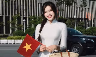Hoa hậu, á hậu mặc áo dài trong lễ Quốc khánh 
