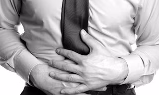 Điều trị viêm đại tràng mạn tính hiệu quả bằng lá mơ lông
