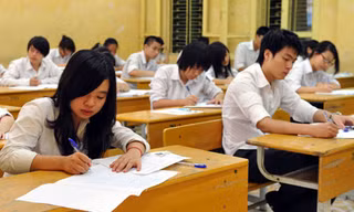 Các chuyên gia chọn phương án 1 cho kỳ thi THPT