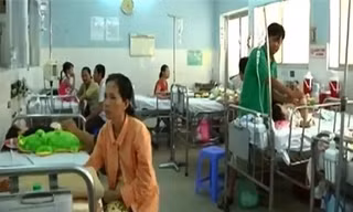 Lây lan tiêu chảy cấp, nghi do bú chung bình sữa