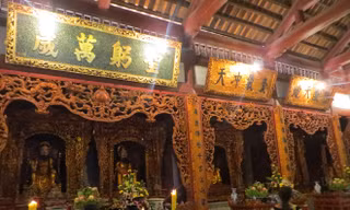 Chính điện Đền An Sinh 