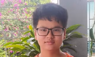 Chủ tịch nước biểu dương cậu bé lớp 7 kéo người gặp nạn khỏi đường ray