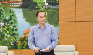 Chủ nhiệm Ủy ban Kinh tế Vũ Hồng Thanh băn khoăn khi “chưa thấy bóng dáng việc sửa Luật Đất đai”