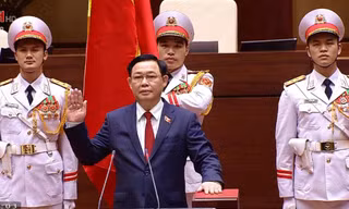 Các chức danh Chủ tịch Quốc hội, Chủ tịch nước, Thủ tướng Chính phủ và Chánh án Toà án nhân dân tối cao sẽ thực hiện nghi thức tuyên thệ sau khi được bầu.
