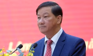 Ban Chấp hành Trung ương Đảng xem xét về công tác cán bộ