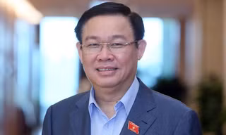 Uỷ viên Bộ Chính trị, Bí thư Thành ủy Hà Nội Vương Đình Huệ