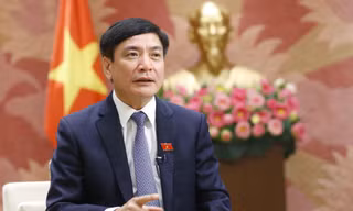 Ủy ban Thường vụ Quốc hội tổ chức chất vấn trong phiên họp tháng 8