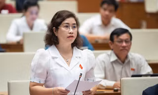 Băn khoăn bỏ mức lương hưu tối thiểu dẫn đến 'nghèo hóa'