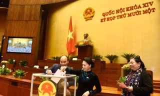 Chiều nay, Quốc hội bỏ phiếu kín miễn nhiệm các phó chủ tịch Quốc hội. Ảnh Như Ý