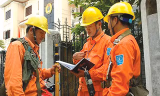 Ủy ban Kinh tế đề nghị xây dựng biểu giá điện công khai, minh bạch, lấy ý kiến người dân để lựa chọn phương án phù hợp.
