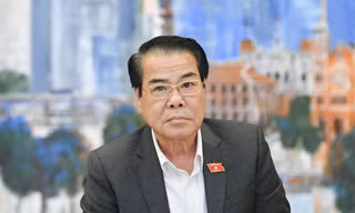  Cử tri đặc biệt lo lắng về tình trạng cây xăng dừng bán, an toàn thực phẩm