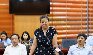 Bộ Nội vụ thông tin về lộ trình cải cách tiền lương sau khi tăng lương cơ sở