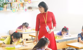 Bộ Nội vụ yêu cầu sử dụng hiệu quả số biên chế ngành giáo dục, y tế 