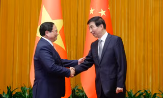 Phát triển quan hệ hữu nghị truyền thống, hợp tác toàn diện với Trung Quốc là yêu cầu khách quan