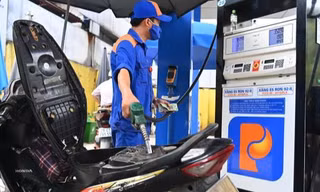 Thường vụ Quốc hội họp bất thường xem xét giảm thuế bảo vệ môi trường với xăng dầu
