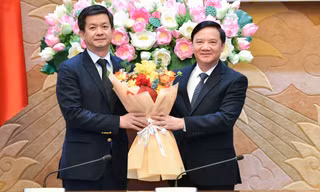 Ông Lê Quang Tùng giữ chức Bí thư Đảng ủy cơ quan Văn phòng Quốc hội