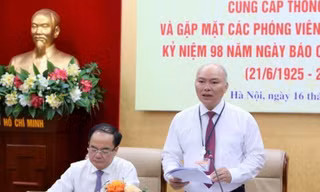 Bộ Nội vụ: Giảm bộ, cơ quan ngang bộ, cần tổng kết, đánh giá rất kỹ