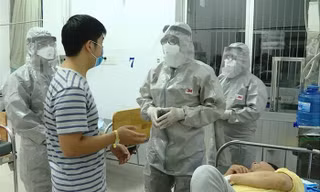 Thêm hai bệnh nhân cho kết quả âm tính với COVID-19 sắp được xuất viện. Ảnh TP