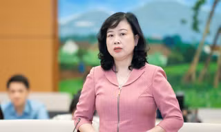 Bộ trưởng Y tế phản hồi đề nghị nâng mức phụ cấp trực cho cán bộ y tế 