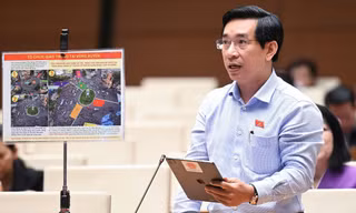 Ùn tắc tại Hà Nội, TPHCM ngốn hàng tỷ USD, đại biểu hiến kế ‘vòng xoay giao thông'