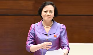 Bộ trưởng Nội vụ: Xóa bỏ tình trạng cán bộ 'giữ ghế nhờ ngạch công chức' 