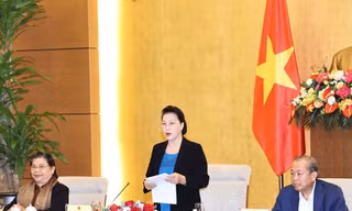 Chủ tịch Quốc hội, Chủ tịch Hội đồng Bầu cử quốc gia Nguyễn Thị Kim Ngân chủ trì Phiên họp thứ tư. Ảnh TTXVN