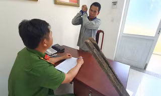 Bảo vệ chị gái, em trai đánh anh ruột tử vong